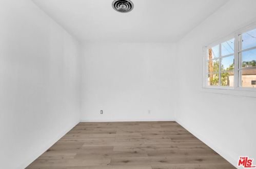 708 Weber Ave, Fresno CA  93728-2938 exterior