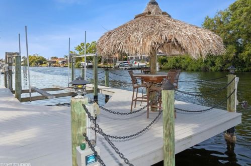 2562 27th Pl, Cape Coral, FL 33914-3835
