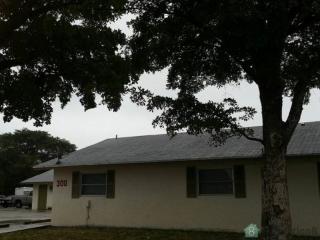 300 20 St, West Palm Beach FL  33404-6162 exterior