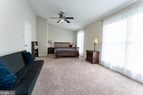 6608 Farmstead Ln, Fredericksburg VA  22407-1703 exterior