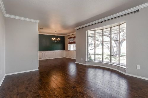 3817 Lawndale Ave, Fort Worth, TX 76133-2939