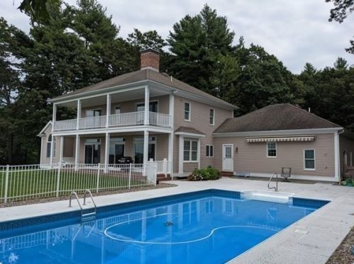 45 Kettle Hole Rd, Bolton, MA 01740-2001