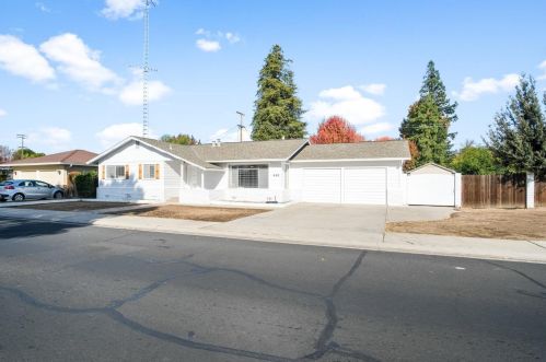 409 Rumble Rd, Modesto CA  95350-2316 exterior