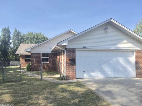 2004 Hairston St, Conway AR  72034-3229 exterior