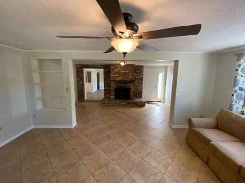 223 Delespine Dr, De Bary, FL 32713-3046
