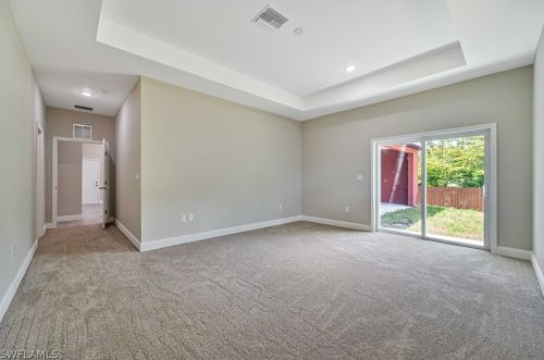 1512 Palmetto Ave, Lehigh Acres, FL 33972-8900