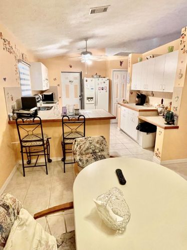 676 Malayan Ct, Fort Pierce FL  34982-3938 exterior
