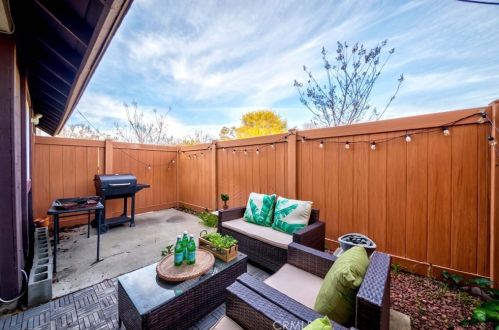 22905 Van Deene Ave, Torrance CA  90502-2543 exterior