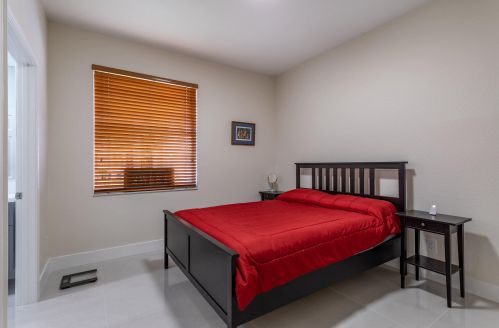 3471 177 Ave, Hollywood FL 33029-1672 exterior