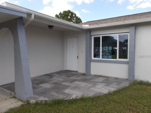 6513 Harbor Dr, Port Richey, FL 34667-1321