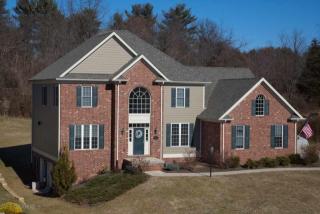 101 Stonecrest Ave, Waynesboro, VA 22980-9646