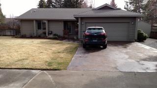 1315 Paula Dr, Bend, OR 97701-6044