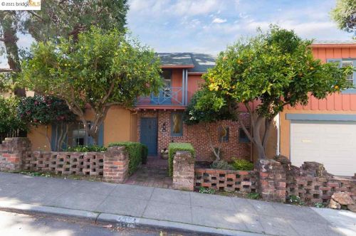 4331 Bridgeview Dr, Oakland, CA 94602-1910