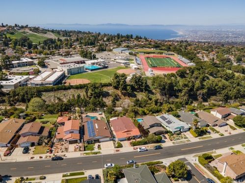 5087 Silver Arrow Dr, Rancho Palos Verdes CA  90275-3737 exterior