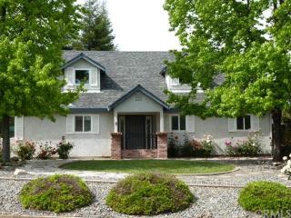 8 Hart Dr, Oroville, CA 95966-9107