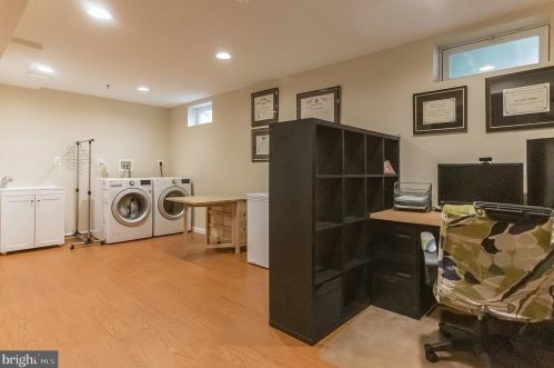 202 Tall Trees Cir, Downingtown PA  19335-5372 exterior