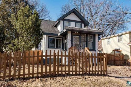 513 Sparkman Ave, Duluth, MN 55803-2149