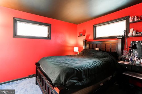 6328 Chesterfield Ln, Navy Sup Dpt PA  17050-2820 exterior