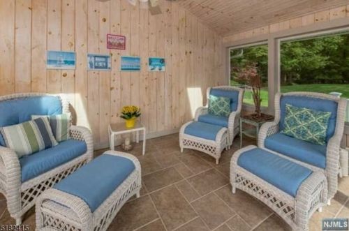 30 Ridge Rd, West Milford Lakes NJ  07480-2908 exterior