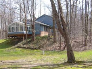 11905 Sandgate Dr, Chesterland, OH 44026-2319
