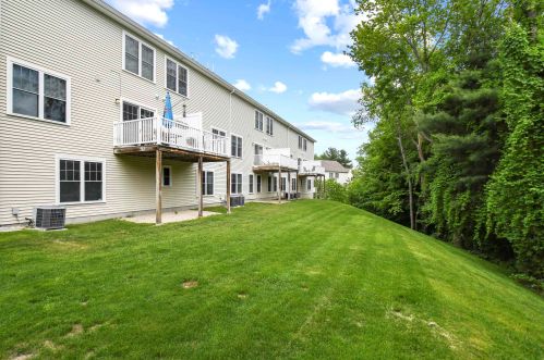 90 Prescott St, Nashua NH 03064-2546 exterior