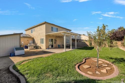 43760 58th St, Lancaster CA  93536-7153 exterior