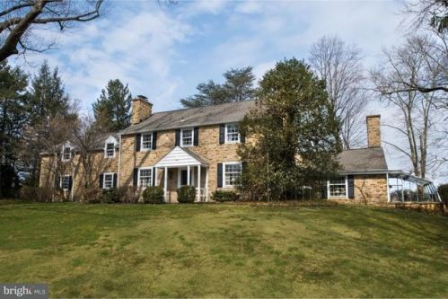 6017 Cricket Rd, Flourtown, PA 19031-1202