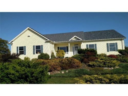 226 Orangeville Rd, Greenville, PA 16125-9270
