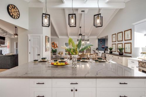 5305 Carriage Ln, Santa Rosa CA  95403-1367 exterior