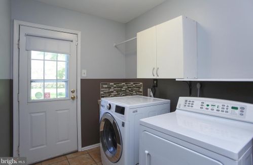 1845 Ferguson Ln, Blue Bell PA  19422-1308 exterior