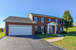 69 Briolette Ct, Troutville, VA 24090-4585