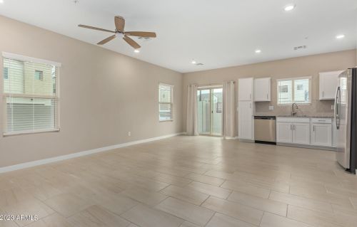 2241 Echo Ln, Phoenix AZ  85021-4853 exterior