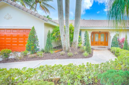 752 36th Ave, Boynton Beach FL  33435-8520 exterior