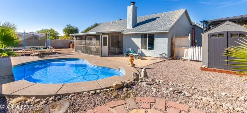 4961 Ferret Dr, Tucson AZ 85742-9543 exterior