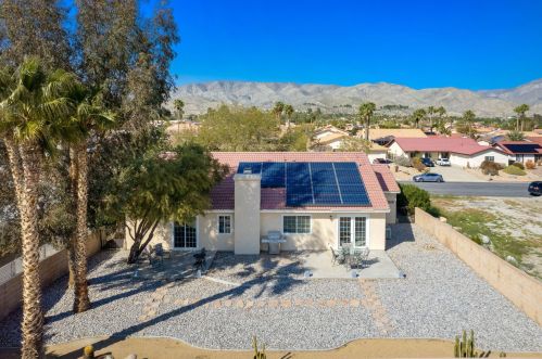 64451 Brae Burn Ave, Desert Hot Springs CA  92240-1240 exterior