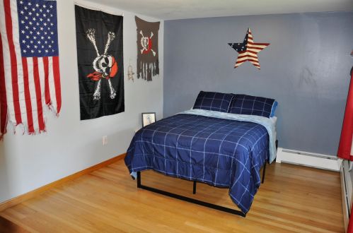 17 Biscayne Pkwy, Nashua NH 03064-1169 exterior