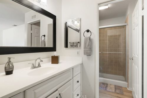 1434 Diamond Ct, Redlands CA  92374-5415 exterior