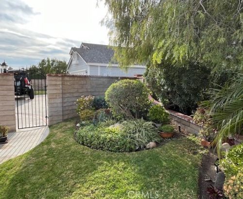 28873 Shadyview Dr, Santa Clarita, CA 91387-1773