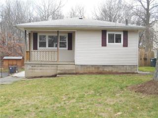 1135 Jason Ave, Akron, OH 44314-2535