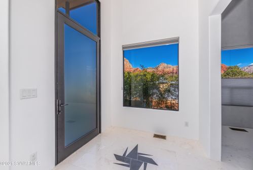 130 Grasshopper Ln, Sedona AZ 86336-4529 exterior