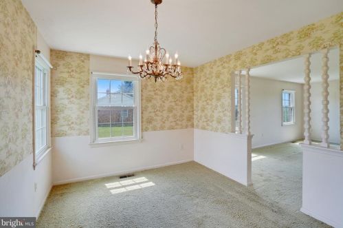 10711 Kettle Run Rd, Nokesville VA  20181-1715 exterior