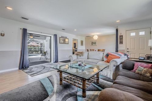 518 Michael Ave, Lehigh Acres FL  33972-2309 exterior