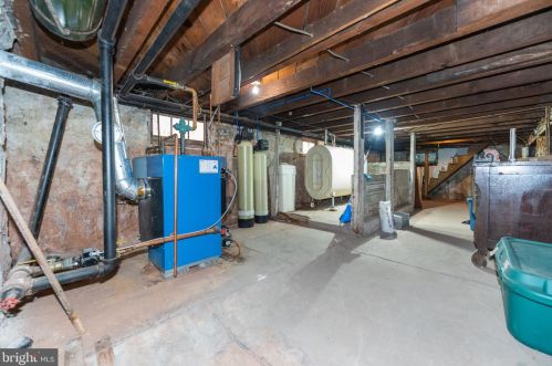 158 7th Ave, Collegeville PA  19426-1904 exterior