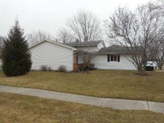 1746 Ashfield Dr, Maumee, OH 43537-2368