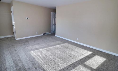 1240 Marian Ln, Green Bay WI  54304-2338 exterior