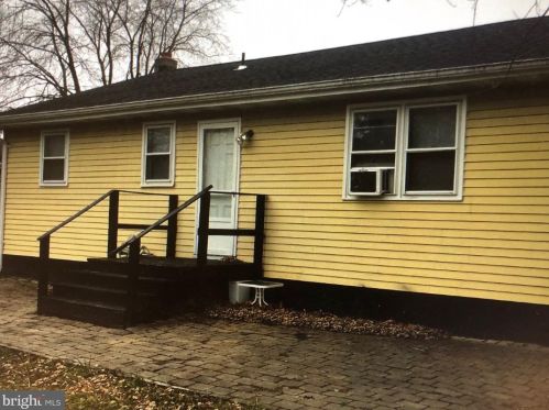 5 Alloway Rd, Pilesgrove, NJ 08098