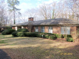 820 Dogwood Cir, Macon, GA 31210-3405