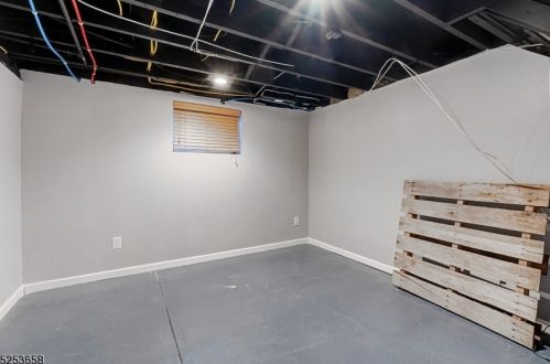 151 Parker Ave, Paterson NJ  07506-1140 exterior