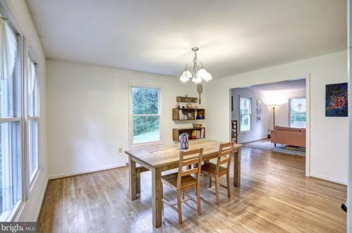 11734 Armistead Filler Ln, Lovettsville VA  20180-1915 exterior