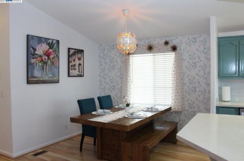 28378 Bradshire Rd, Hayward CA  94545-4818 exterior